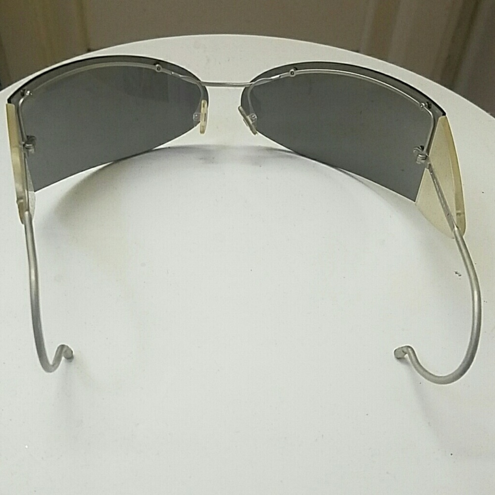 Designer Sunglasses - Picture 4 of 8